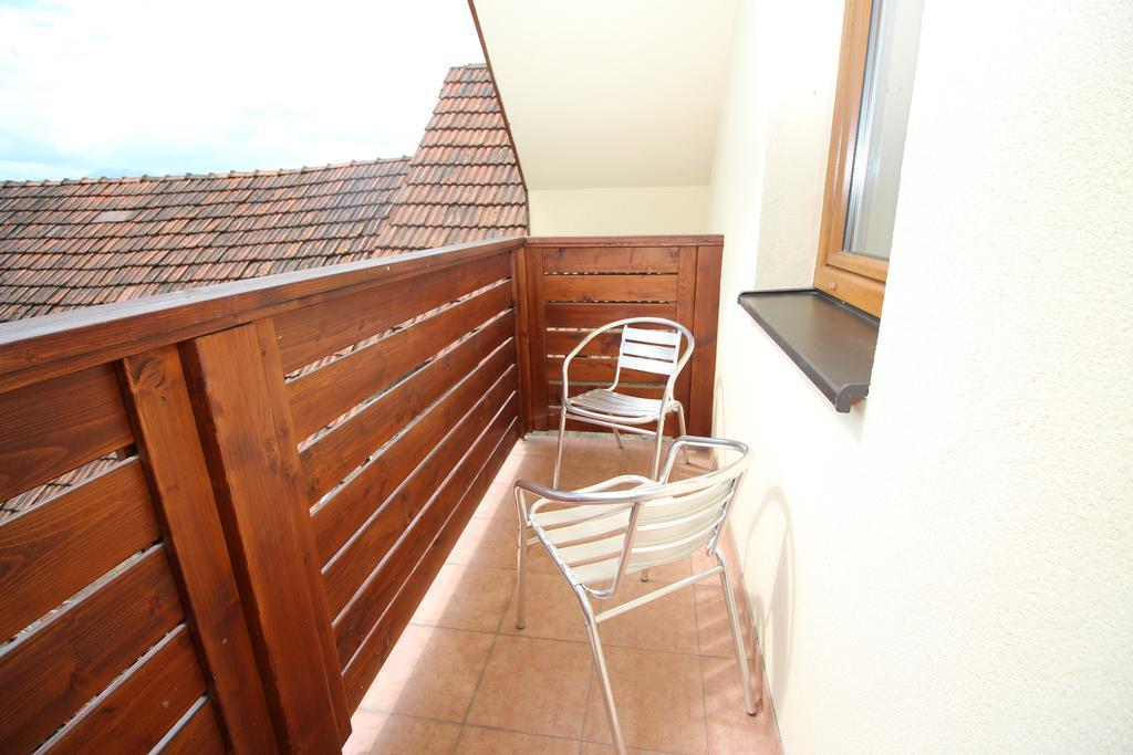 Villa Lienka Besenova Luaran gambar
