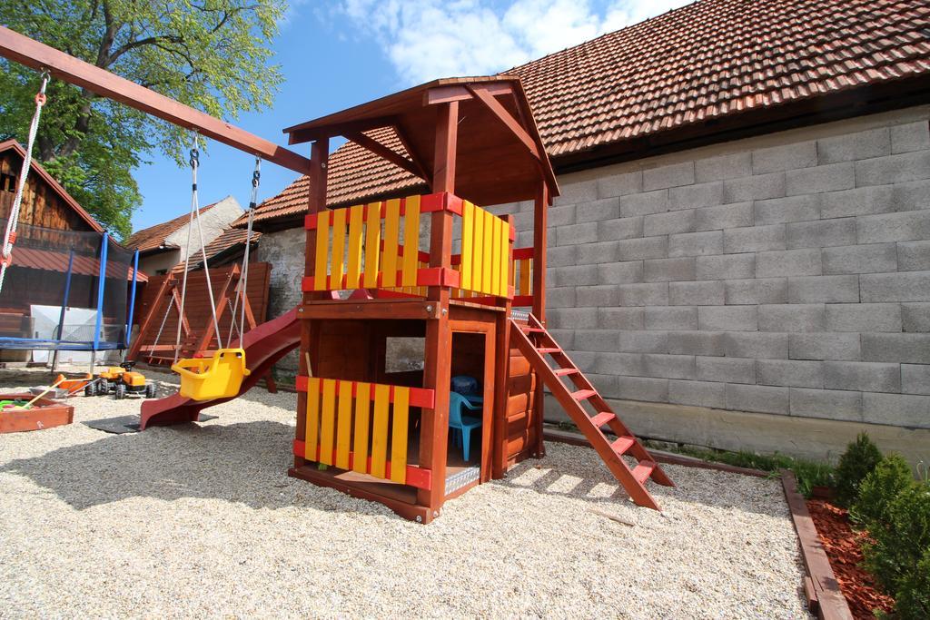 Villa Lienka Besenova Luaran gambar