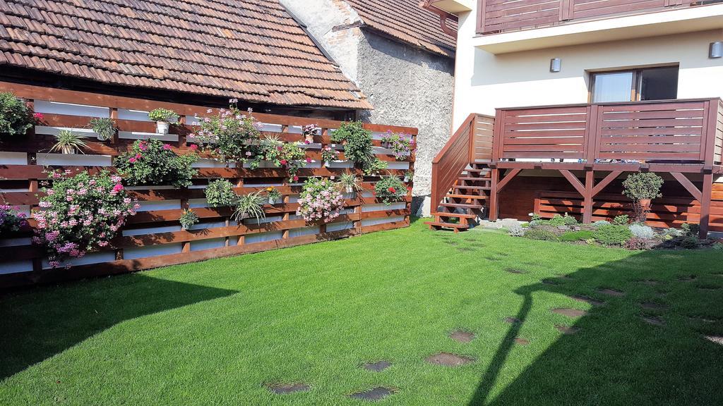 Villa Lienka Besenova Luaran gambar
